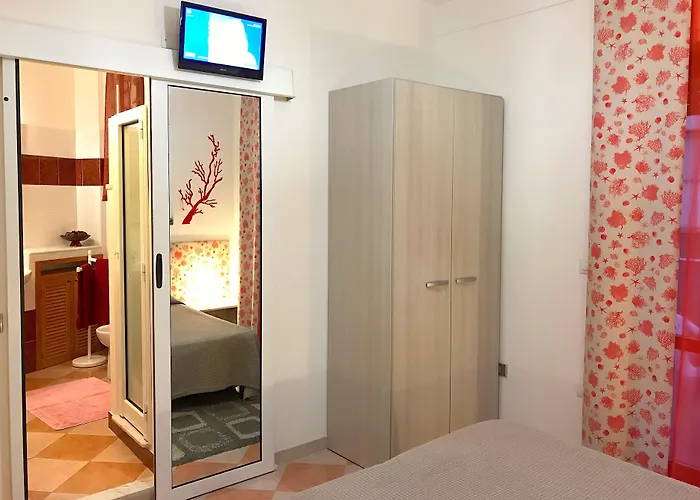 Magralu 2 Bed & Breakfast 3*