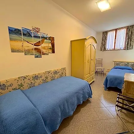 Bed and breakfast Magralu 2 3*